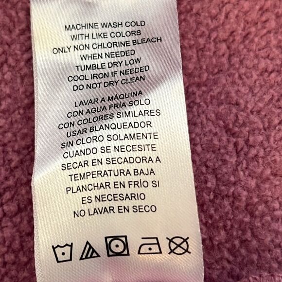 Champion Long Sleeve Lavender Colored Sweatshirt - Size Small - Picture 5 of 5